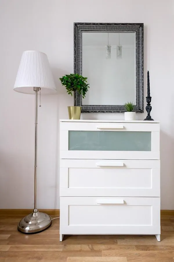 Discover Krakow Apartments - 3 Rakowicka St - Classic Apartments Near Main Station - Netflix
